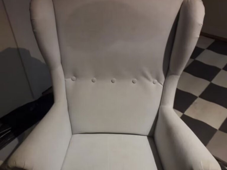 Firma Biały Słoń. Pranie tapicerki meblowej Warszawa - New Fotel-bialy-slon-przed_1