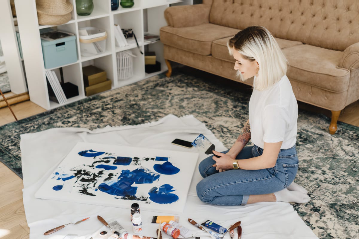 Jak usunąć plamy z farby akrylowej z wykładziny dywanowej? bs1-b-70