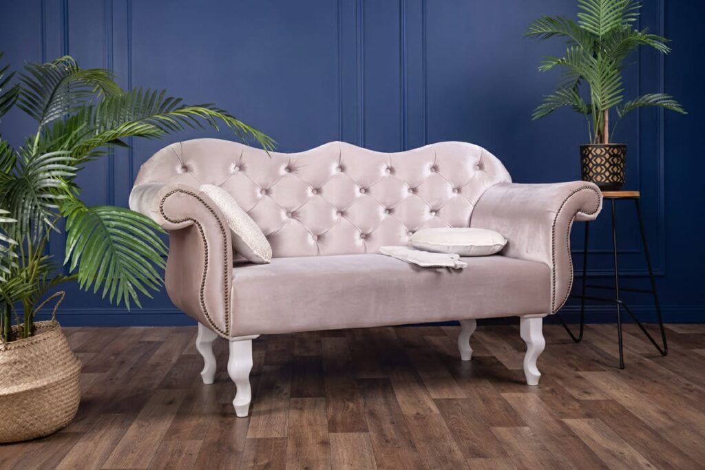 Pranie tapicerki meblowej Warszawa pranie tapicerki meblowej warszawa,pranie tapicerki narożnika,pranie tapicerki kanapy,pranie tapicerki fotela,pranie wykładziny warszawa,pranie materaca warszawa,pranie dywanów warszawa,ozonowanie warszawa,metodą ekstrakcyjną,gwarancja jakości,standard usługi,szybkie terminy,usuwanie plam z tapicerki,pranie na mokro,alergiczne środki czyszczące,profesjonalne środki do prania,pranie tapicerki meblowej cena,doświadczenie w praniu,zamówienie przez formularz,rabat na pranie tapicerki,czas schnięcia tapicerki,dojazd do klienta,bezpłatny dojazd warszawa,tapicerka schnie do 15 godzin,ocena rezultatu prania,usuwanie nieprzyjemnego zapachu,plamy po moczu kota,zadowolenie klienta,zakres usług prania,pranie w biurze,zamówienie telefoniczne,informacje o praniu,eliminacja roztoczy,bezpieczeństwo w dobie covid,dostęp do wody i prądu,szybkie terminy prania,minimalna kwota zamówienia Kanapa-pikowana-z-dużą-ilością-metalowych-guzików